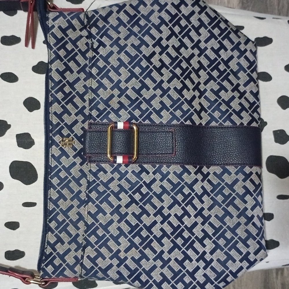 Tommy Hilfiger Shoulder Purse